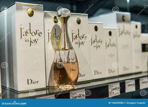 j'adore in joy perfume shop.